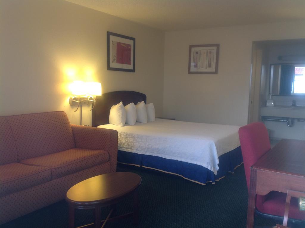 Eunice Plaza Motel Эль-Монте Номер фото