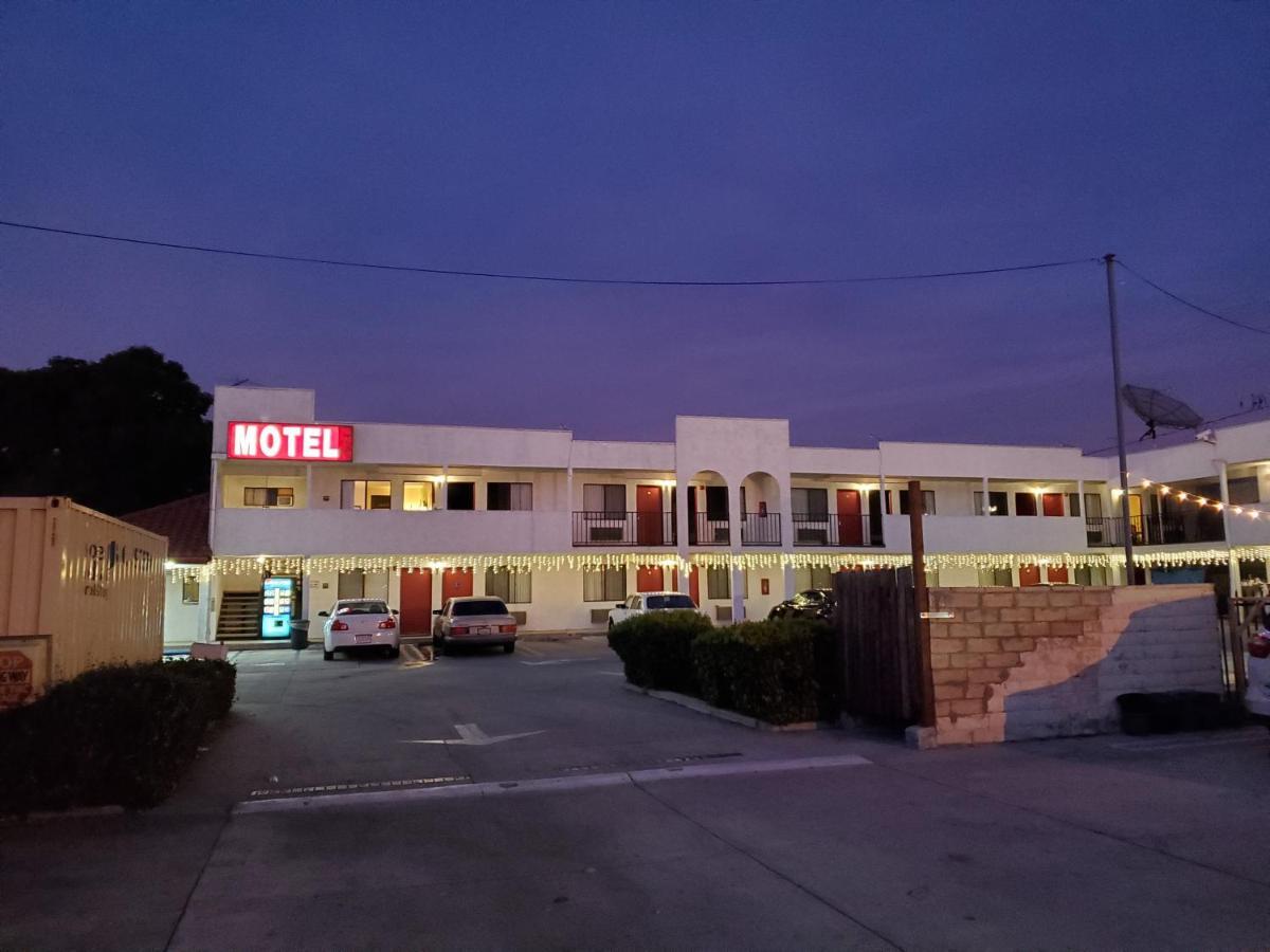Eunice Plaza Motel Эль-Монте Экстерьер фото